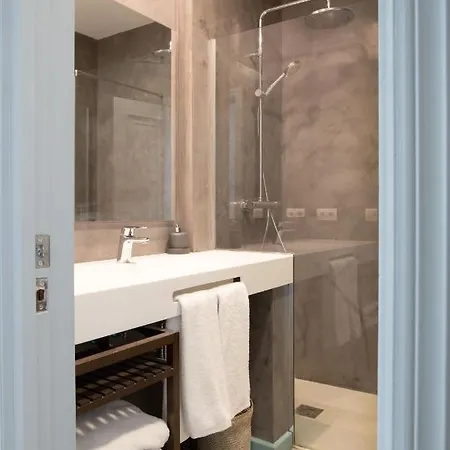 Plaza Nueva 2 Bedrooms&2 Bathrooms *